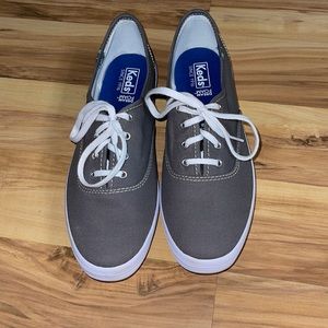 NWOT Keds sneakers size 8.5